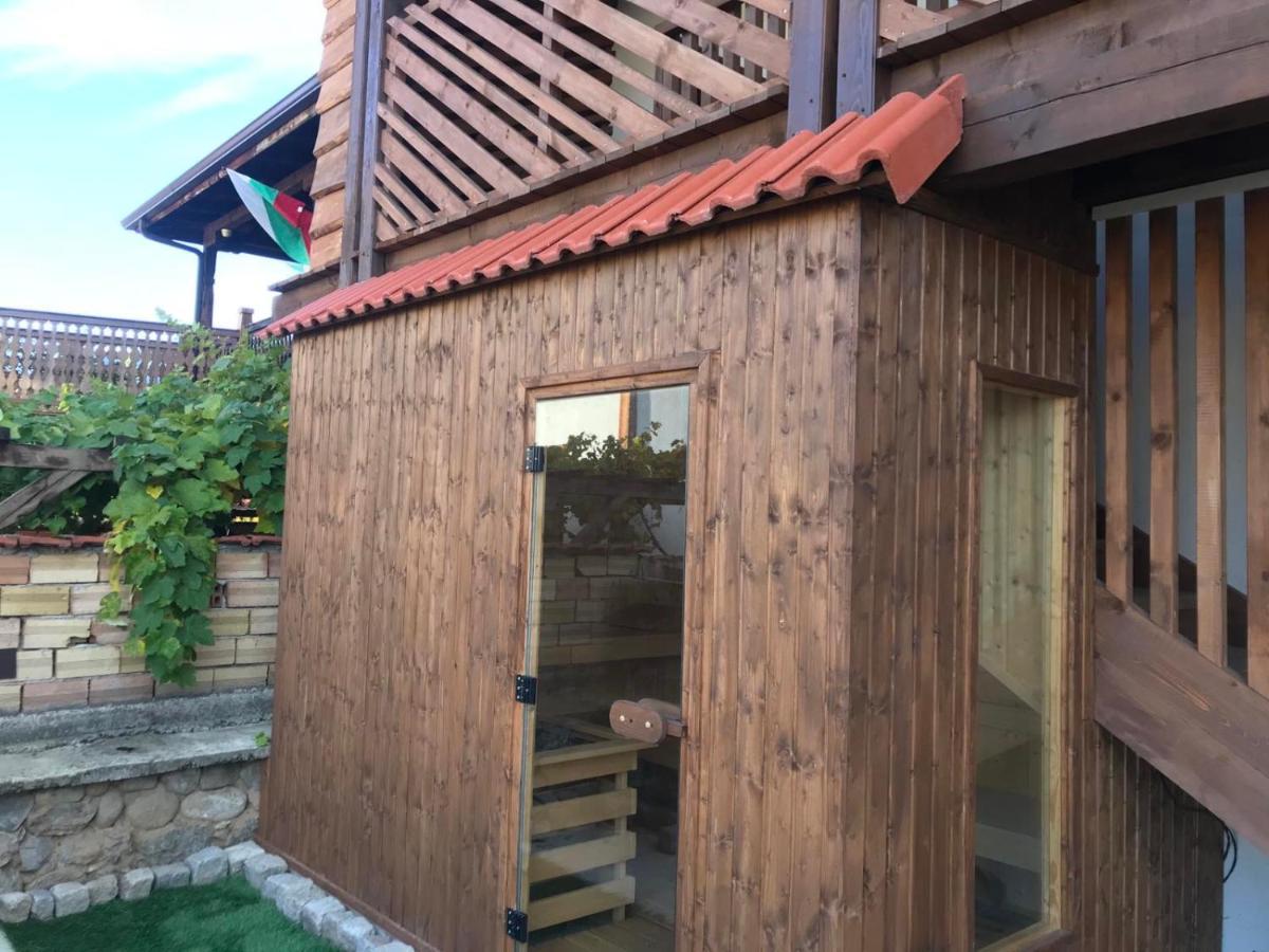 Къщи За Гости Сноуфлейк Snowflake Chalet And Snowflake Lodge بانسكو المظهر الخارجي الصورة