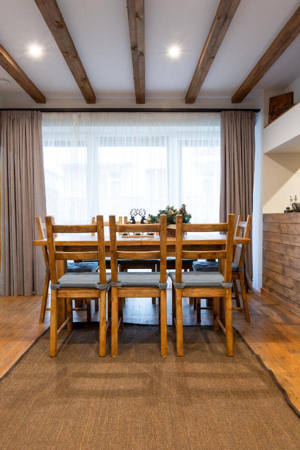 Къщи За Гости Сноуфлейк Snowflake Chalet And Snowflake Lodge بانسكو المظهر الخارجي الصورة
