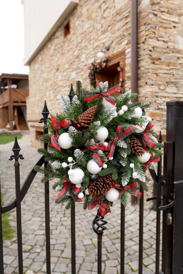 Къщи За Гости Сноуфлейк Snowflake Chalet And Snowflake Lodge بانسكو المظهر الخارجي الصورة